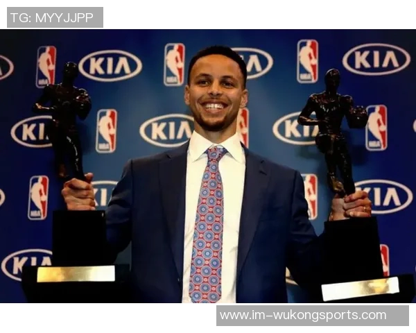 库里得分榜连升两位与皮尔斯并列历史第十九创造新里程碑